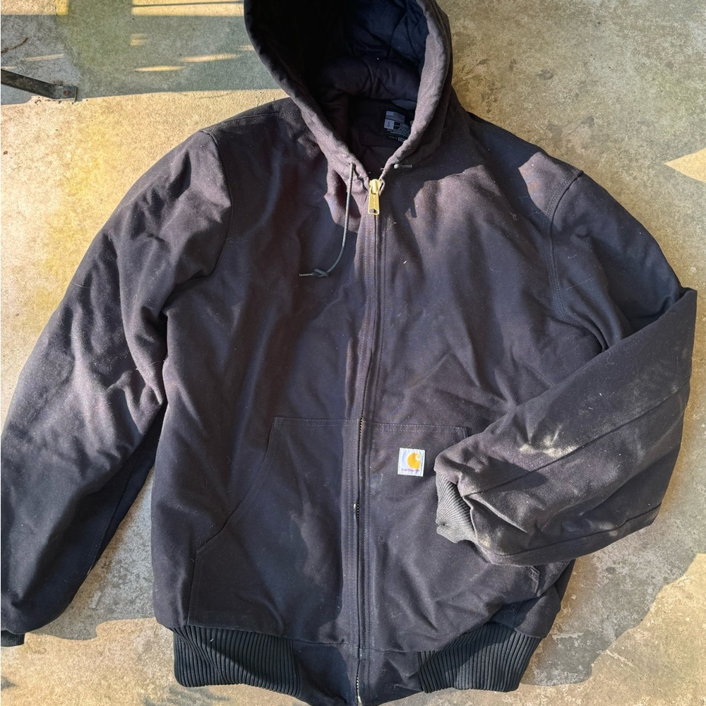 black carhartt jacket